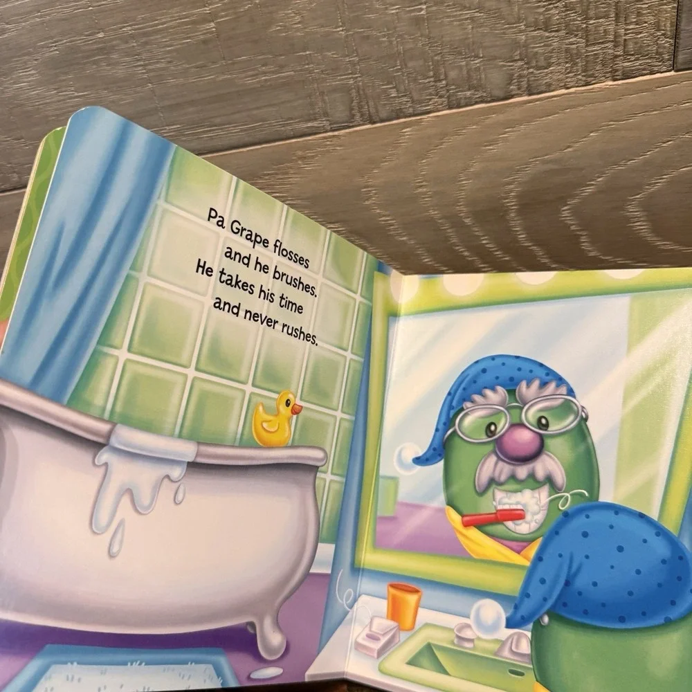 VeggieTales Good Night, Sleep Tight Board book by Kennedy Pamela 2019